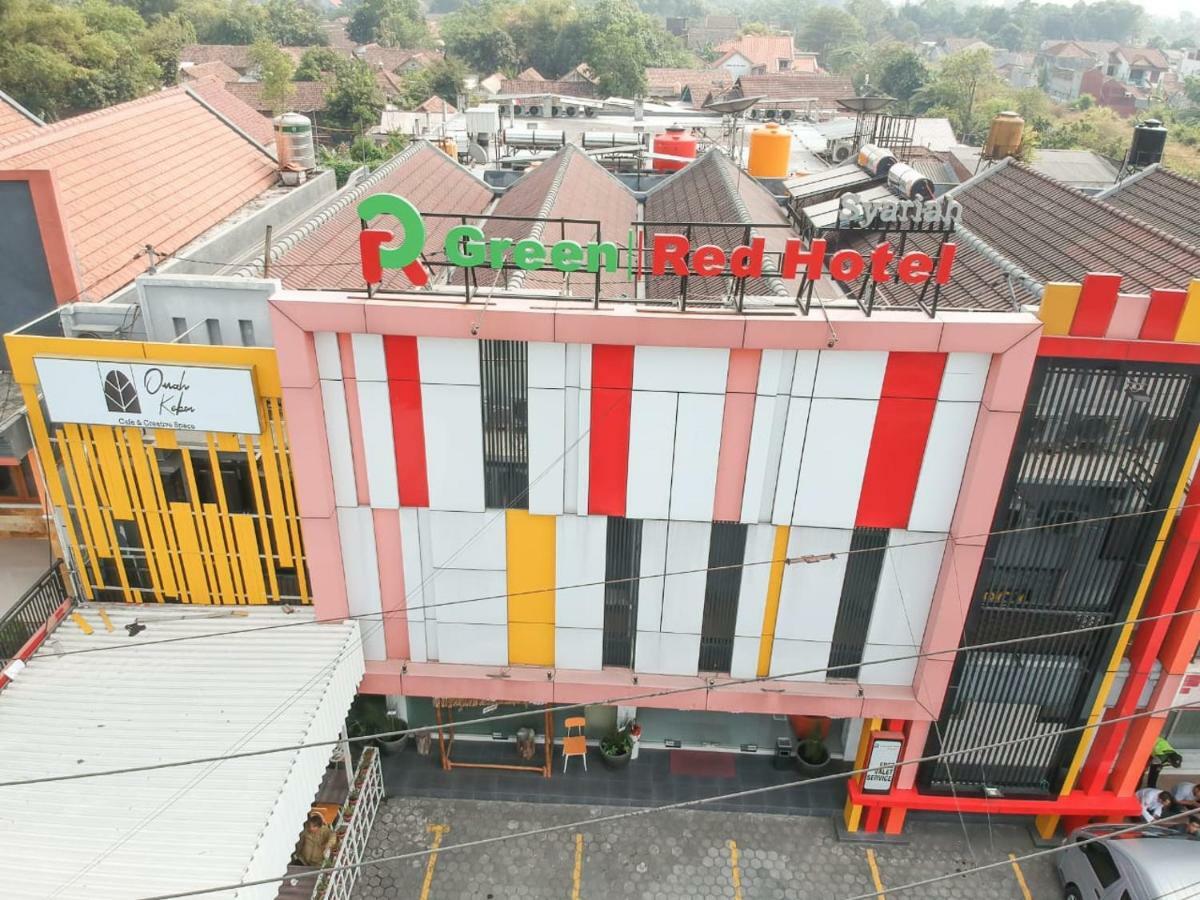 Green Red Hotel Syariah Jombang Buitenkant foto