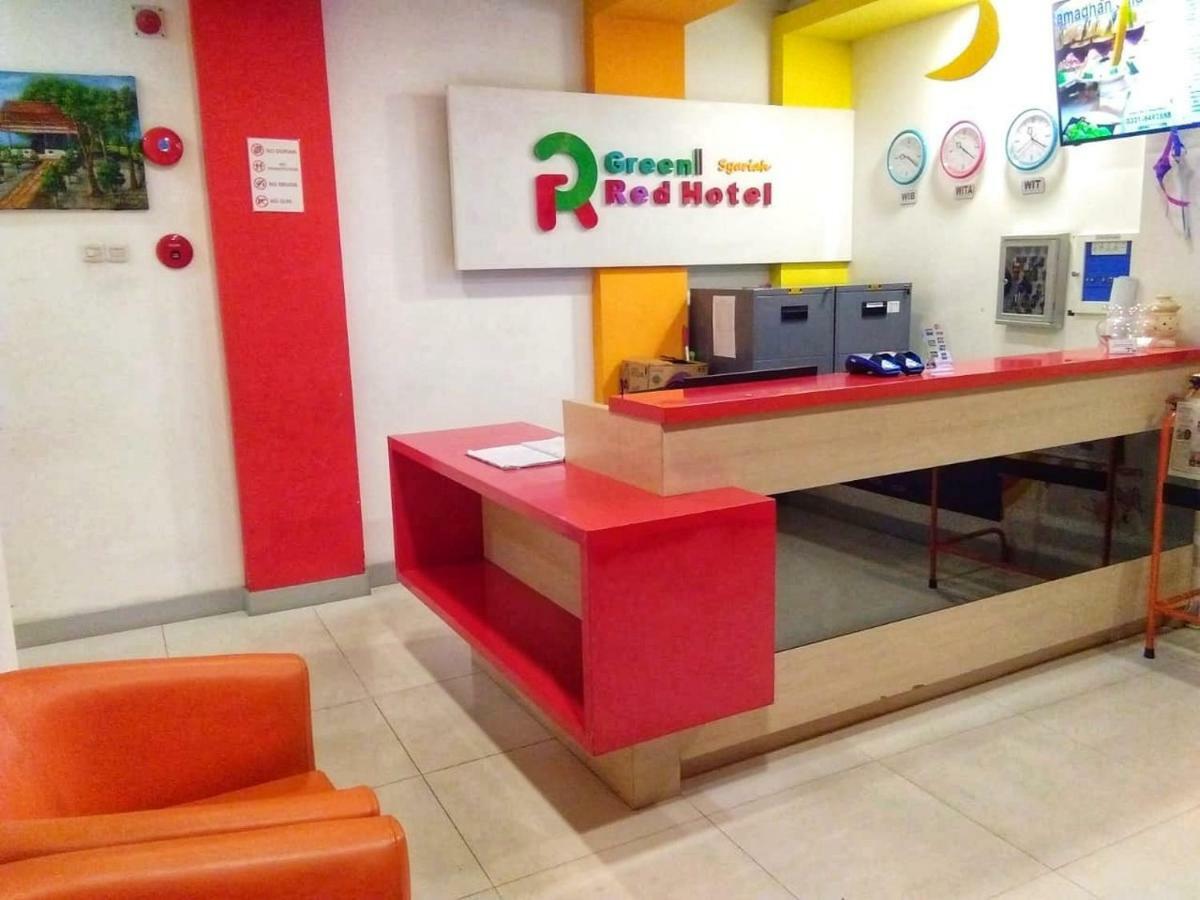 Green Red Hotel Syariah Jombang Buitenkant foto